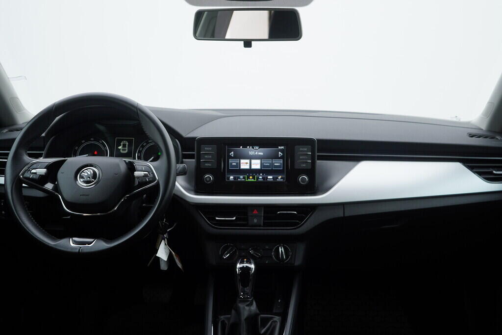 OV190V08416_25.webp_SCALA Ambition 1.0 TSI 81 kW automat, DPH