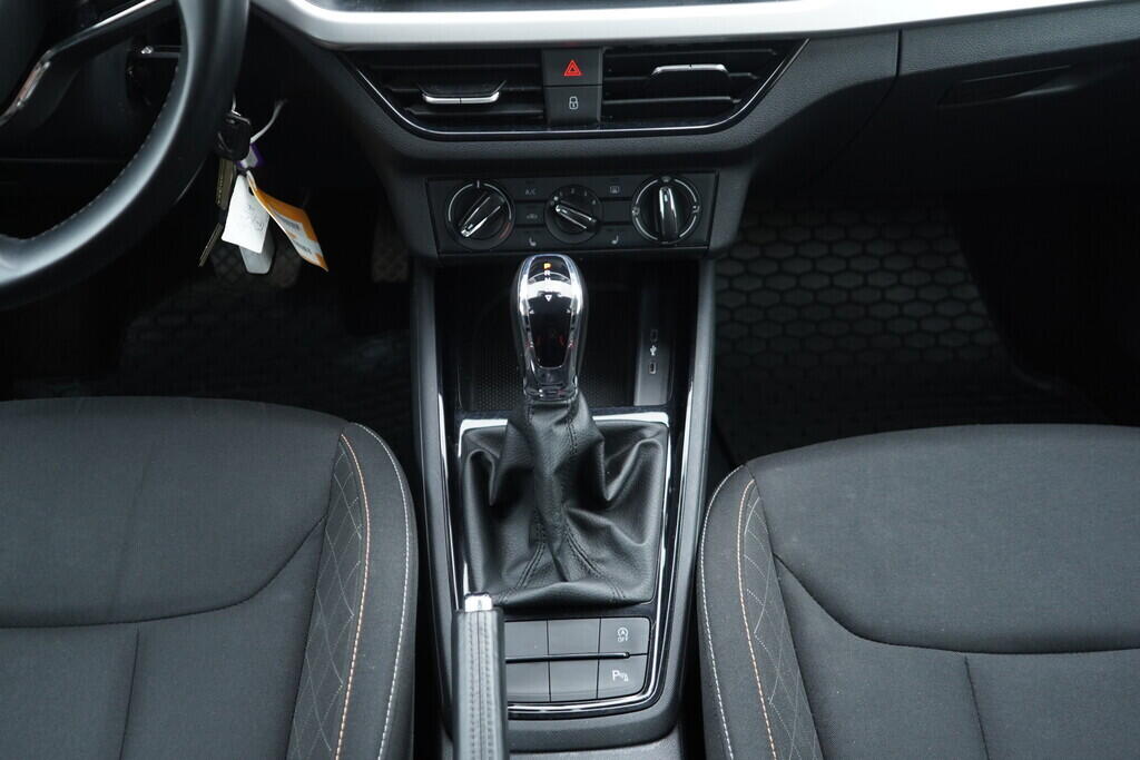 OV190V08416_31.webp_SCALA Ambition 1.0 TSI 81 kW automat, DPH