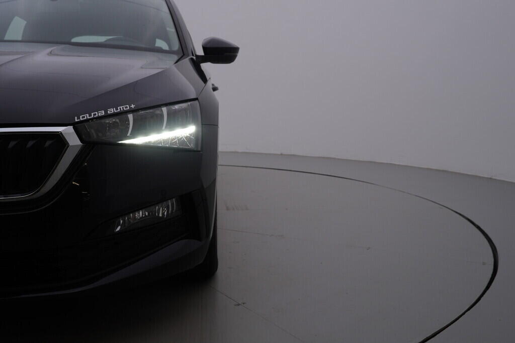 OV190V08416_38.webp_SCALA Ambition 1.0 TSI 81 kW automat, DPH