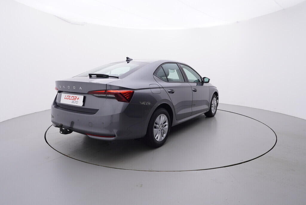 OV190V08424_14.webp_OCTAVIA Selection 1.5 TSI 110 kW manuál, DPH