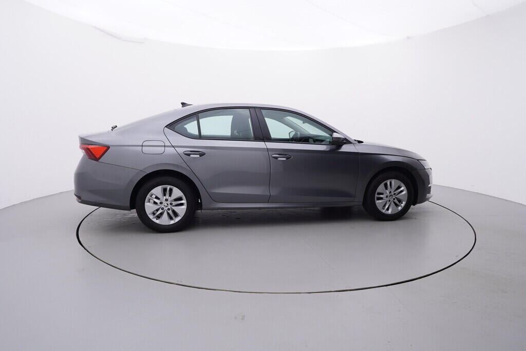 OV190V08424_15.webp_OCTAVIA Selection 1.5 TSI 110 kW manuál, DPH