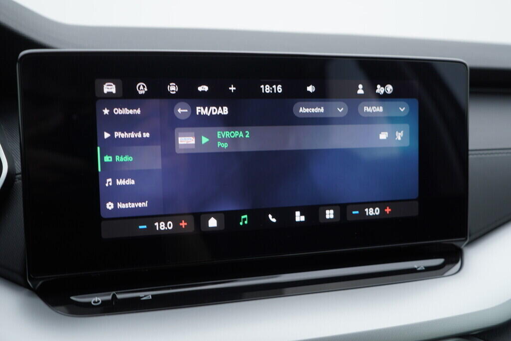OV190V08424_28.webp_OCTAVIA Selection 1.5 TSI 110 kW manuál, DPH