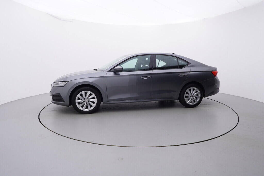 OV190V08425_11.webp_OCTAVIA Ambition 1.5 TSI 110 kW manuál, DPH