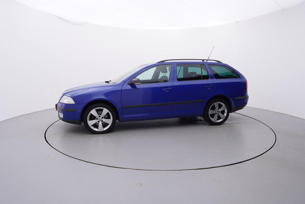 OV190V08426_12.webp_OCTAVIA Elegance 2.0 TDI 103 kW manuál