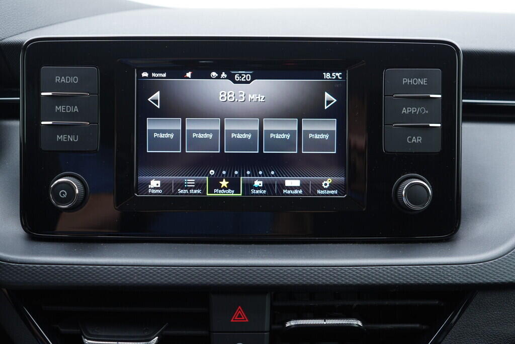 OV190V08441_30.webp_SCALA Ambition 1.5 TSI 110 kW automat, DPH