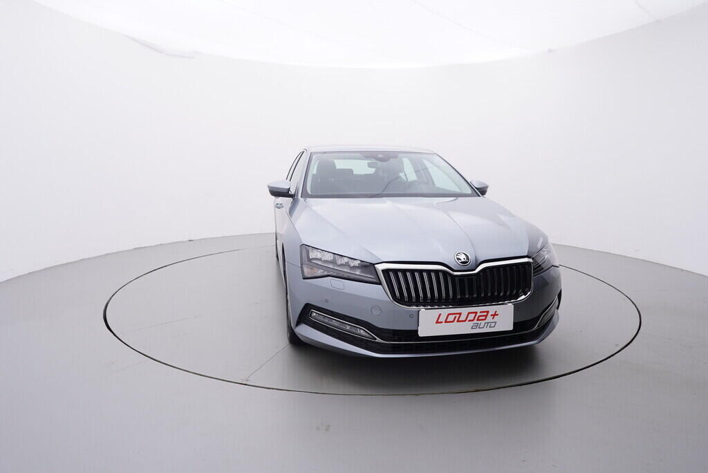 OV190V08442_17.webp_SUPERB Style 2.0 TSI 140 kW automat