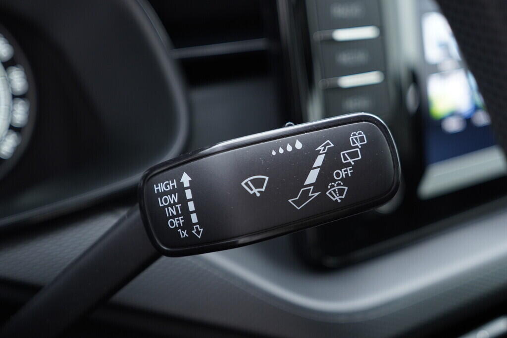 OV190V08451_24.webp_SCALA Ambition 1.0 TSI 81 kW manuál, DPH