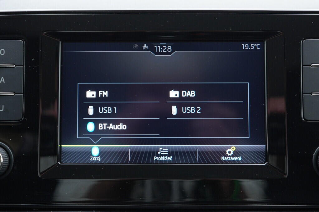 OV190V08451_29.webp_SCALA Ambition 1.0 TSI 81 kW manuál, DPH