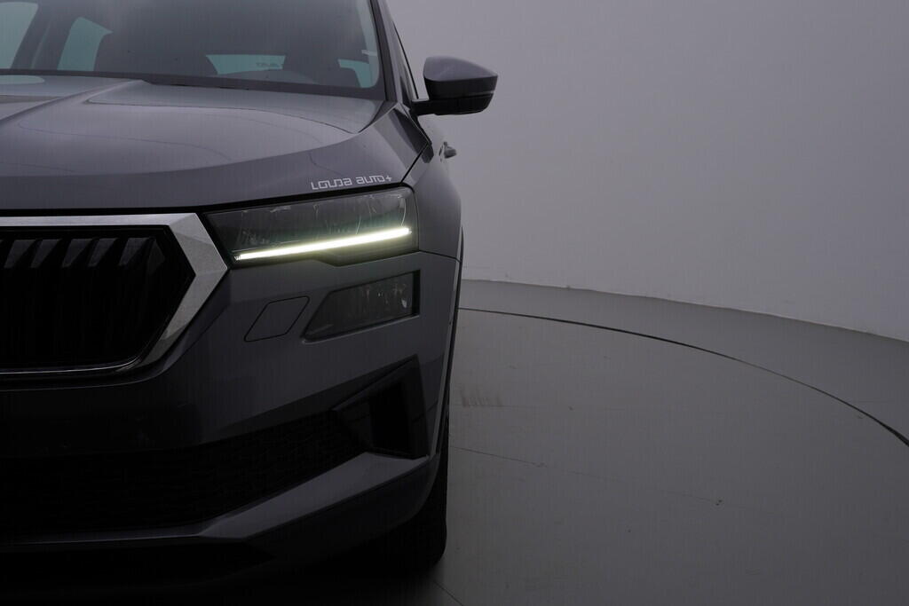 OV190V08453_45.webp_KAROQ Ambition 1.5 TSI 110 kW manuál, DPH