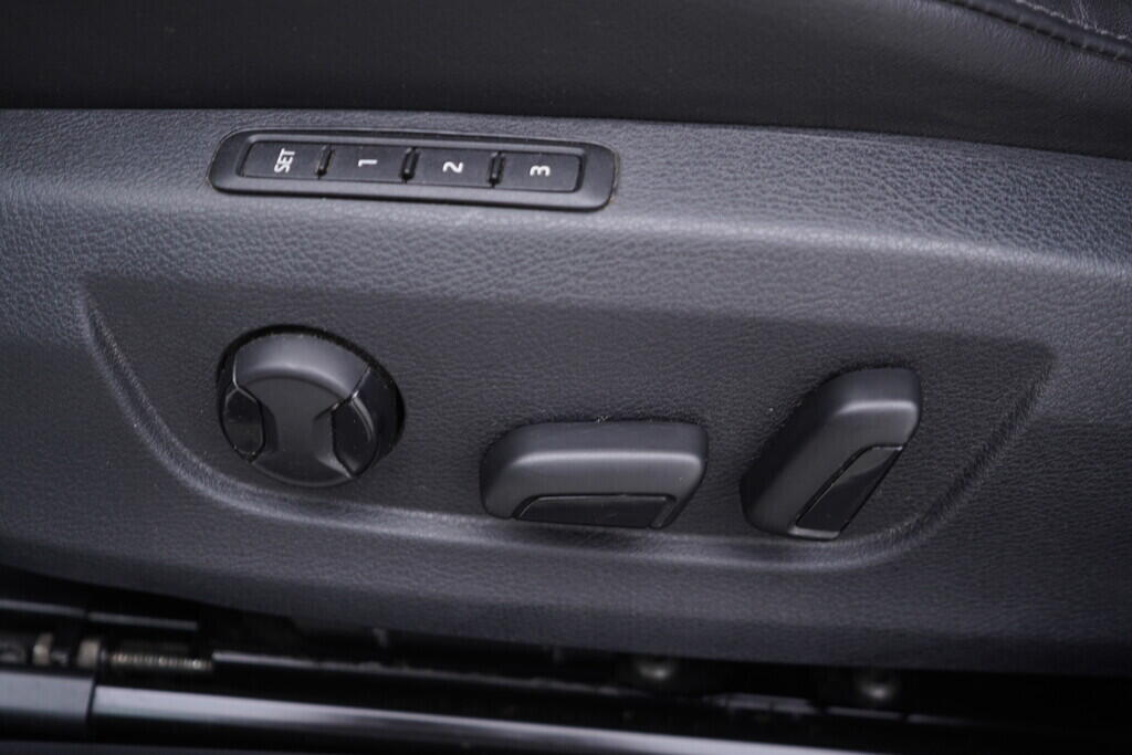 OV190V08458_21.webp_SUPERB L&K 2.0 TDI 140 kW automat