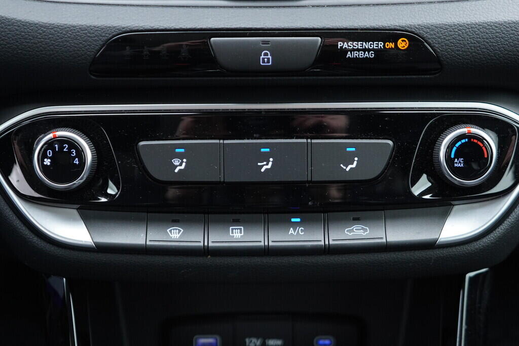 OV190V08464_31.webp_I30 Start 1.0 T-GDi 74 kW manuál, DPH