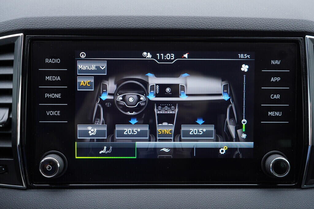 OV190V08469_35.webp_KAROQ Ambition 1.0 TSI 81 kW manuál, DPH