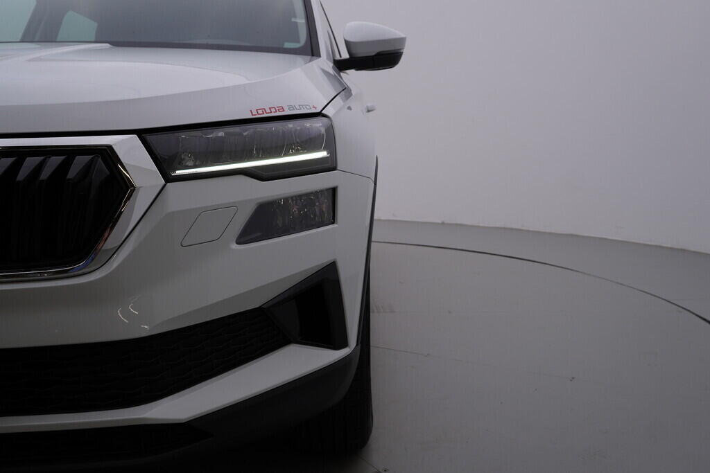 OV190V08469_46.webp_KAROQ Ambition 1.0 TSI 81 kW manuál, DPH