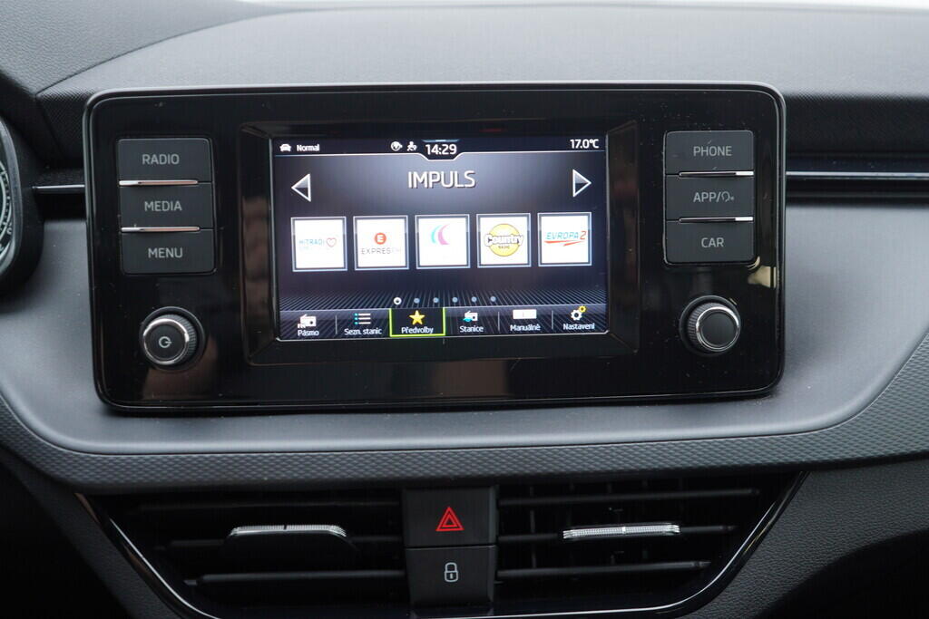 OV190V08470_31.webp_SCALA Ambition 1.0 TSI 81 kW manuál, DPH