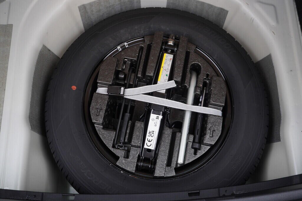 OV190V08470_42.webp_SCALA Ambition 1.0 TSI 81 kW manuál, DPH