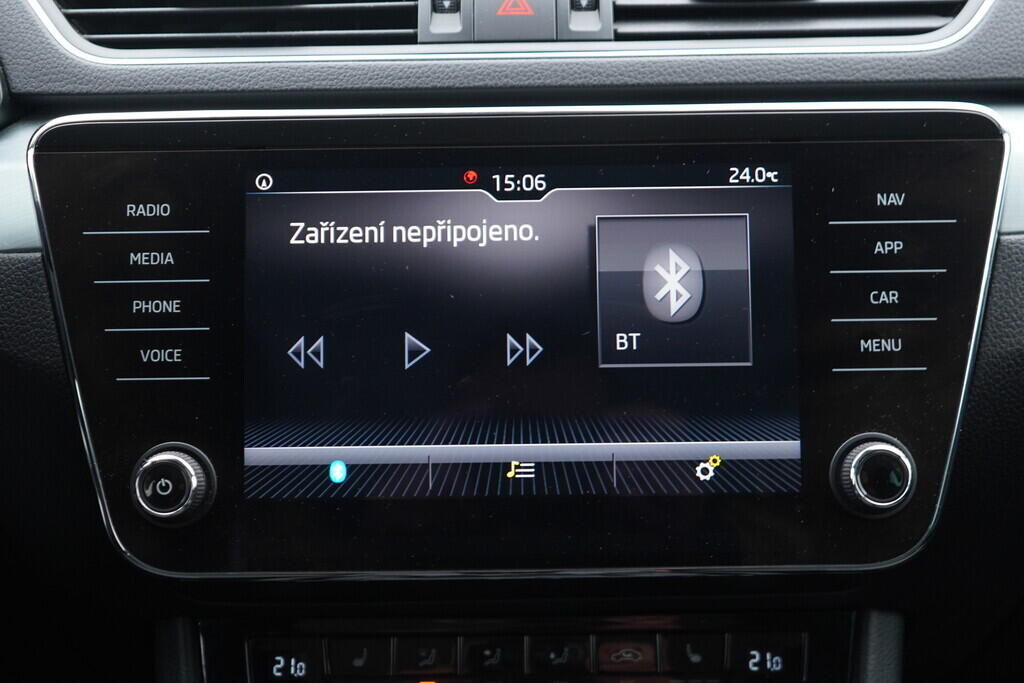 OV190V08472_29.webp_SUPERB Ambition 2.0 TDI 110 kW manuál