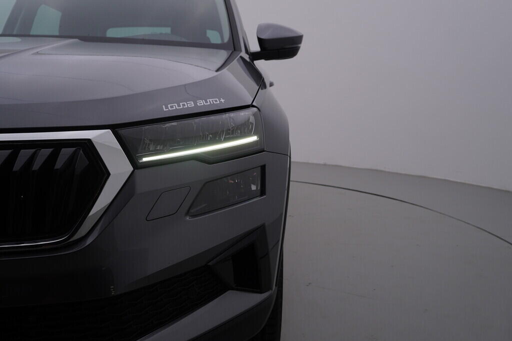 OV190V08483_43.webp_KAROQ Ambition 1.5 381388 110 kW manuál, DPH
