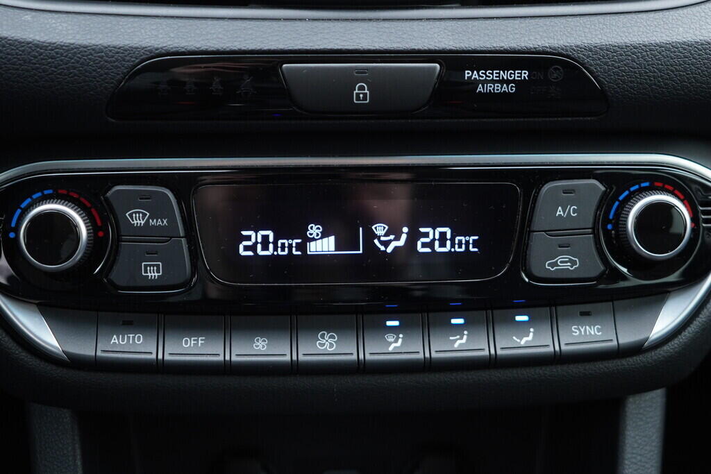 OV190V08489_31.webp_I30 Smart 1.5 T-GDi 117 kW automat, DPH