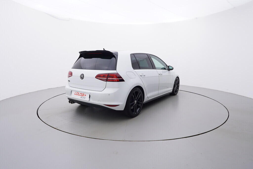 OV190V08493_14.webp_GOLF GTD 2.0 TDI 135 kW manuál