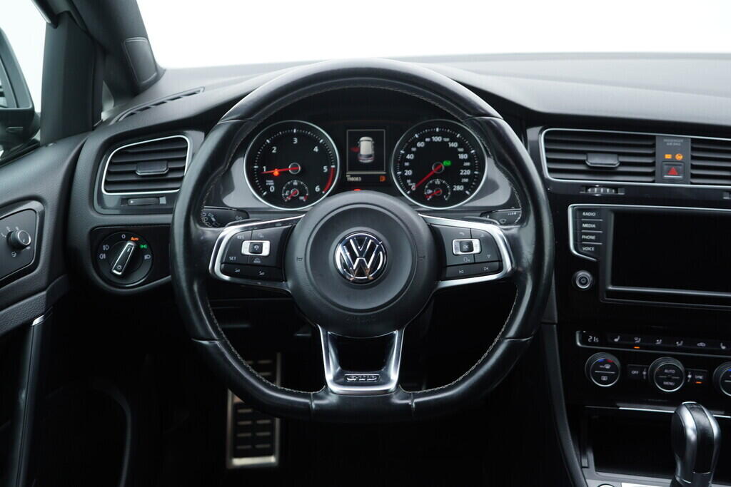 OV190V08493_27.webp_GOLF GTD 2.0 TDI 135 kW manuál