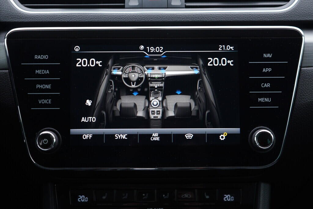 OV190V08494_31.webp_SUPERB Style 2.0 TDI 110 kW automat