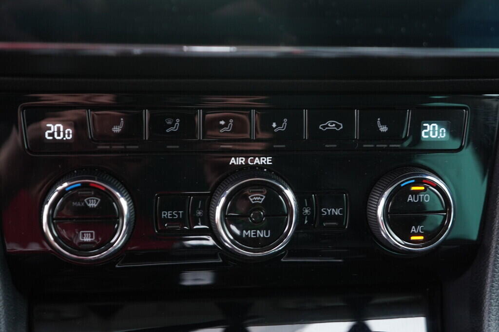 OV190V08494_33.webp_SUPERB Style 2.0 TDI 110 kW automat