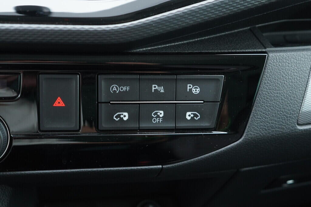 OV190V08502_32.webp_MULTIVAN Highline 2.0 TDI 146 kW automat, DPH