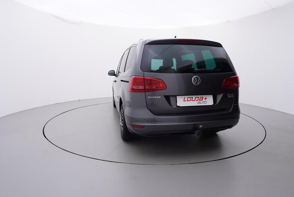 OV190V08504_13.webp_SHARAN Highline  2.0 TDI 130 kW manuál