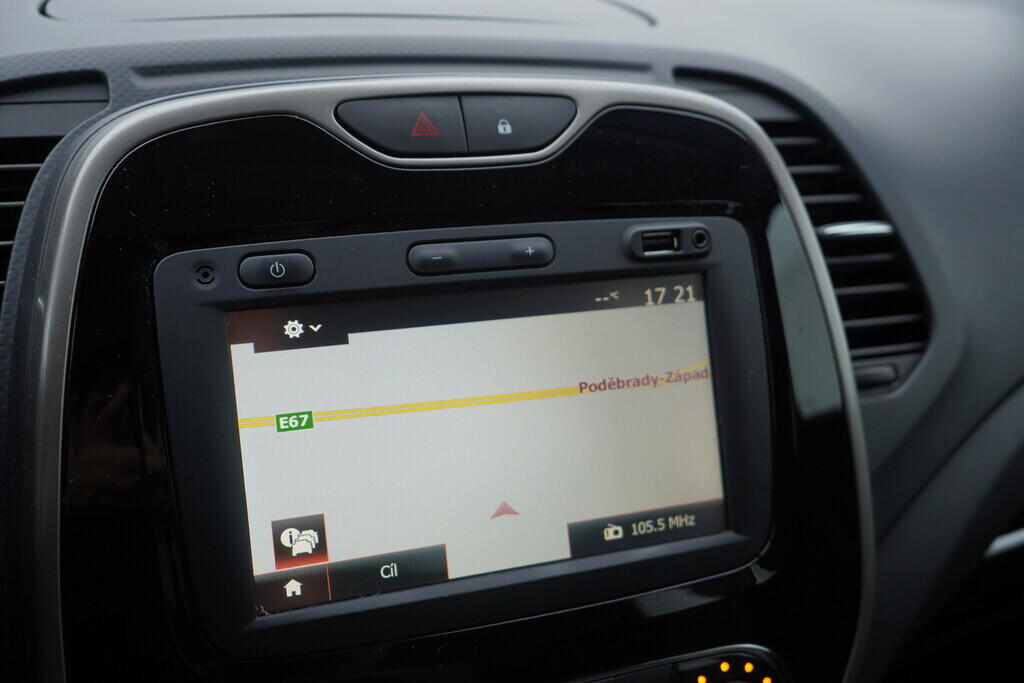 OV190V08506_30.webp_CAPTUR  1.2  87 kW automat
