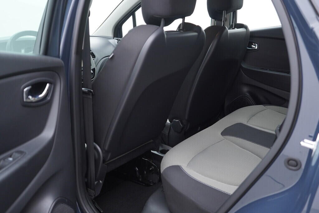 OV190V08506_33.webp_CAPTUR  1.2  87 kW automat