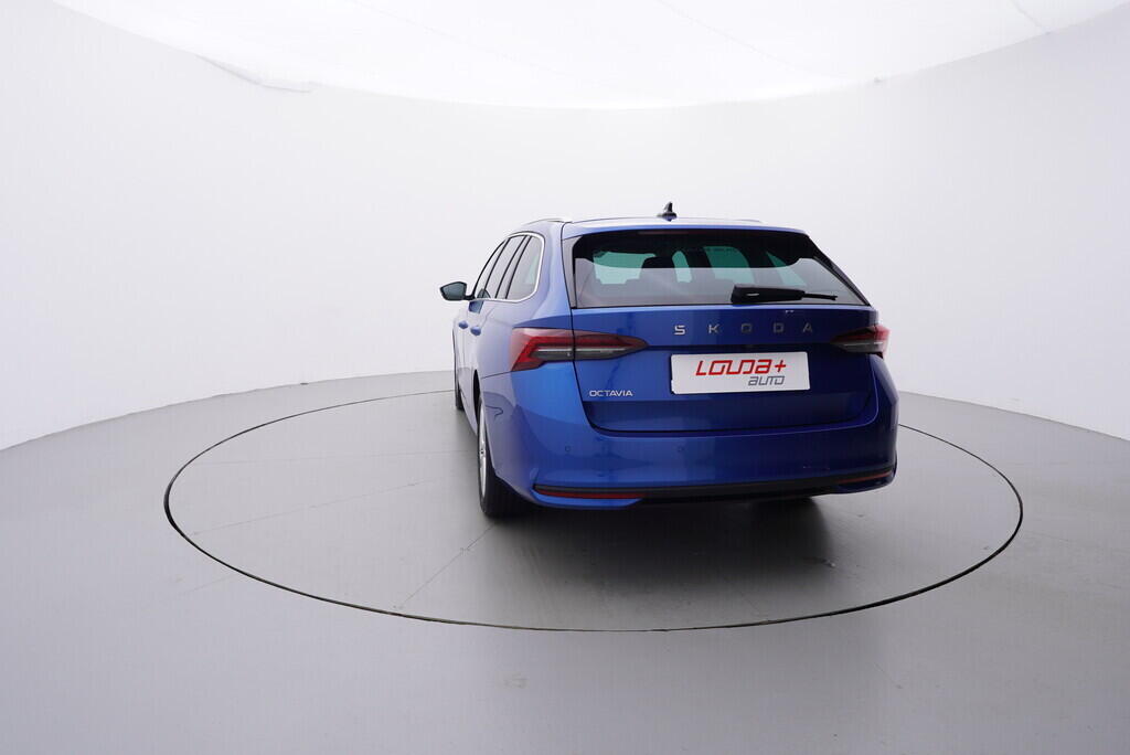 OV190V08507_13.webp_OCTAVIA Top Selection 2.0 TDI 110 kW automat, DPH