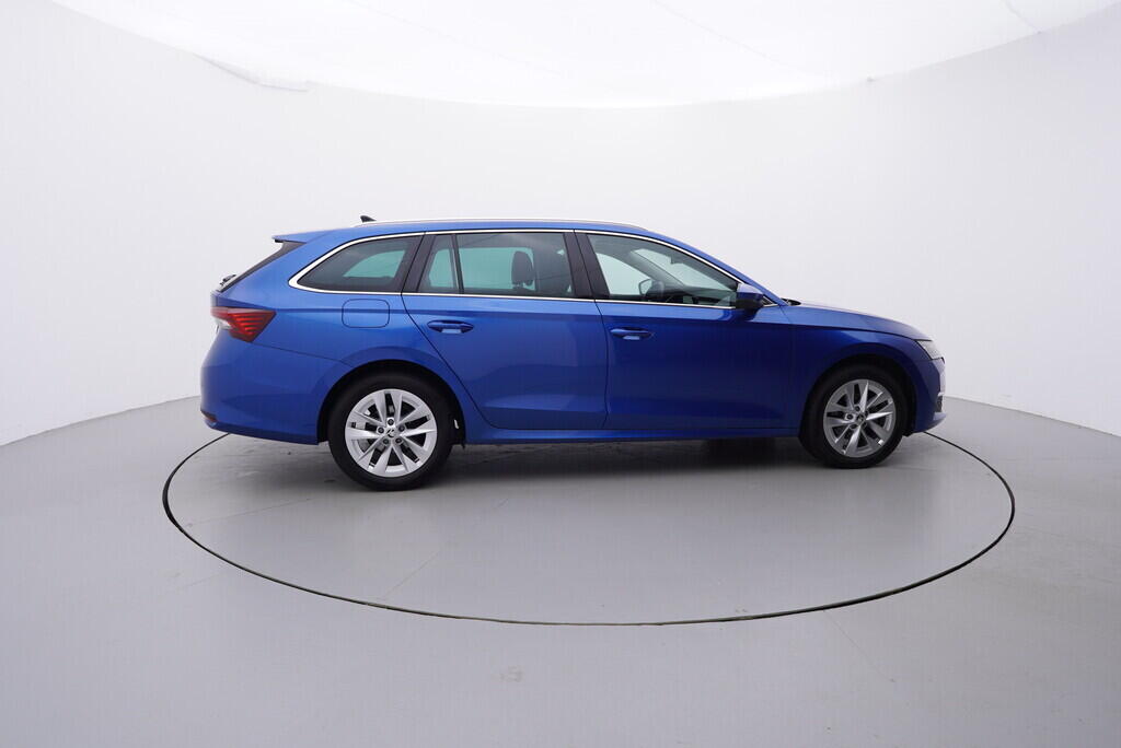 OV190V08507_15.webp_OCTAVIA Top Selection 2.0 TDI 110 kW automat, DPH