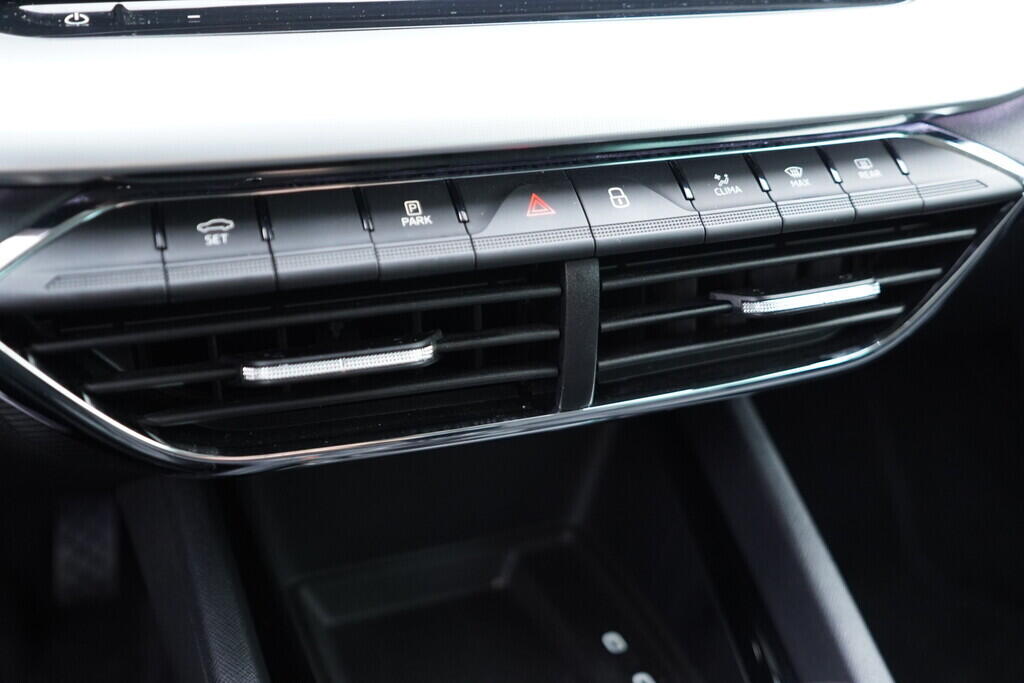 OV190V08508_32.webp_OCTAVIA Style 1.5 TSI 110 kW manuál, DPH