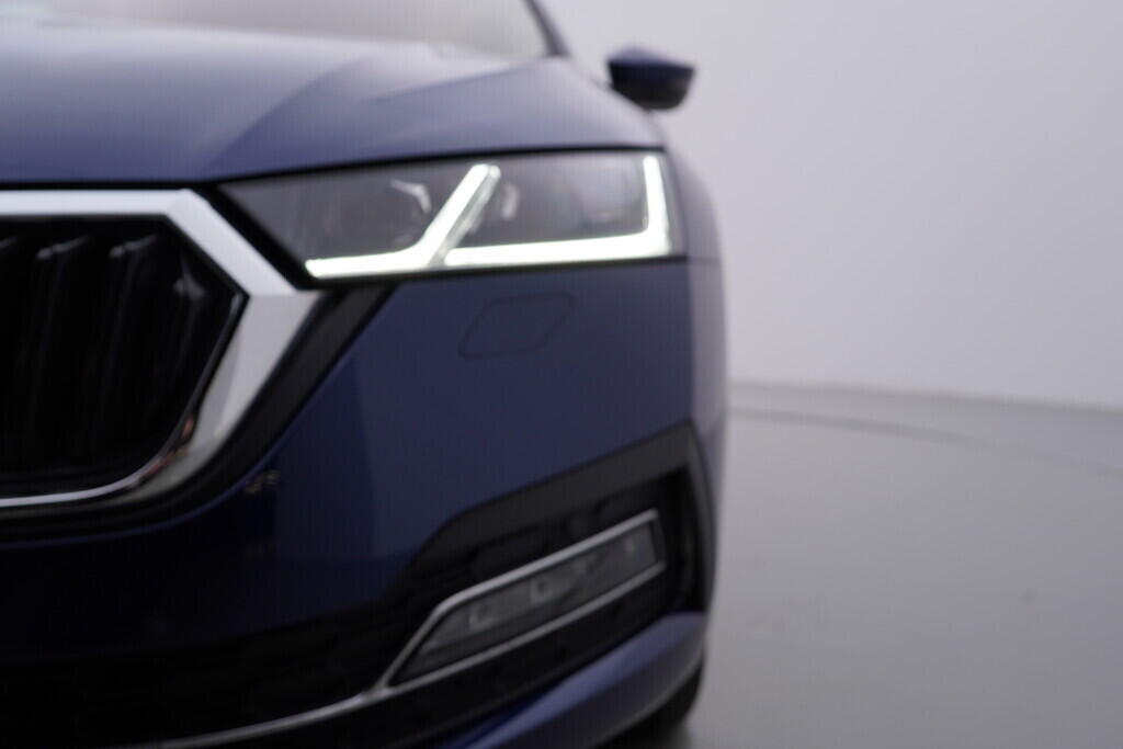 OV190V08508_44.webp_OCTAVIA Style 1.5 TSI 110 kW manuál, DPH