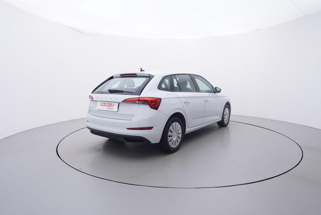 OV190V08511_14.webp_SCALA Ambition 1.0 TSI 81 kW manuál, DPH