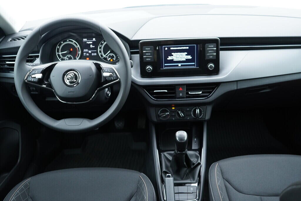 OV190V08511_25.webp_SCALA Ambition 1.0 TSI 81 kW manuál, DPH