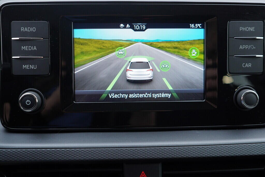 OV190V08511_30.webp_SCALA Ambition 1.0 TSI 81 kW manuál, DPH