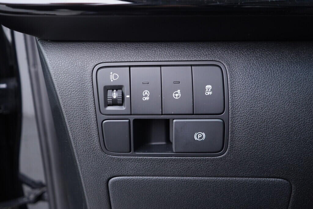 OV190V08513_22.webp_STARIA  2.2 CRDi 130 kW automat, DPH