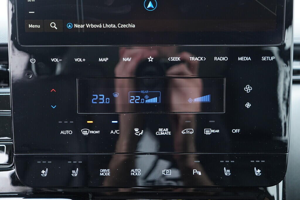 OV190V08513_34.webp_STARIA  2.2 CRDi 130 kW automat, DPH