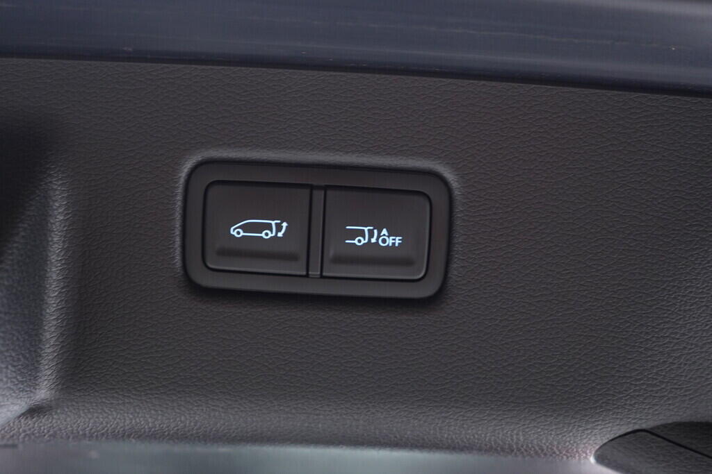 OV190V08513_43.webp_STARIA  2.2 CRDi 130 kW automat, DPH