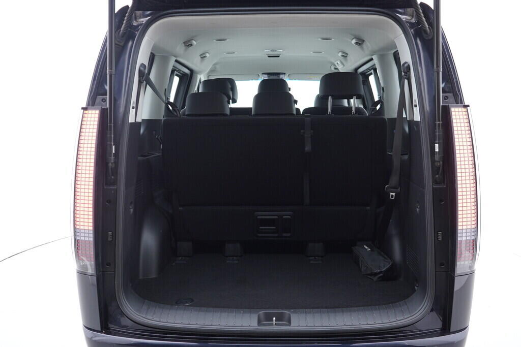 OV190V08513_44.webp_STARIA  2.2 CRDi 130 kW automat, DPH