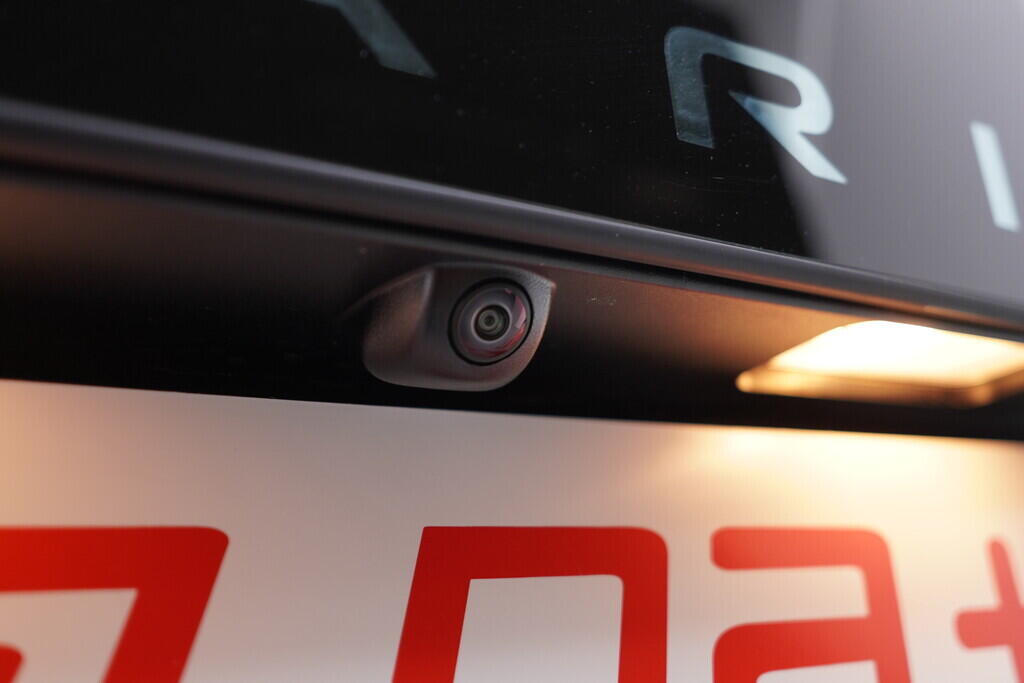 OV190V08513_47.webp_STARIA  2.2 CRDi 130 kW automat, DPH