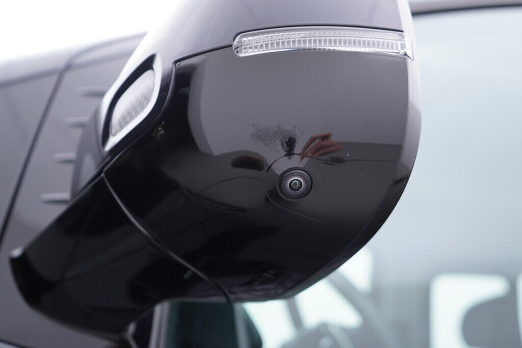 OV190V08513_48.webp_STARIA  2.2 CRDi 130 kW automat, DPH