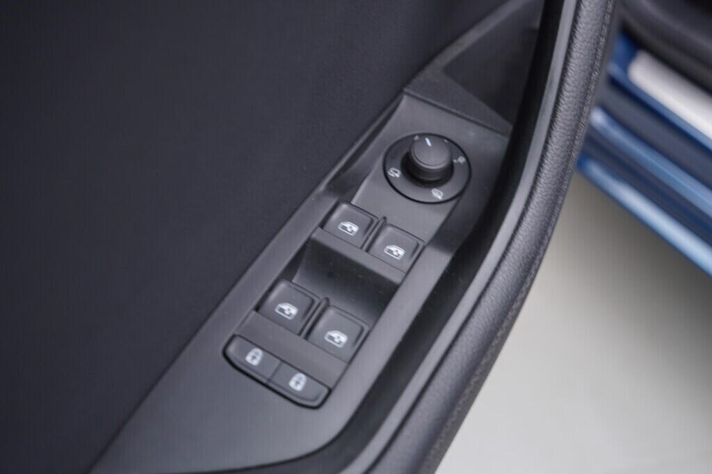 OV190V08514_20.webp_SUPERB Style 2.0 TDI 110 kW automat, DPH