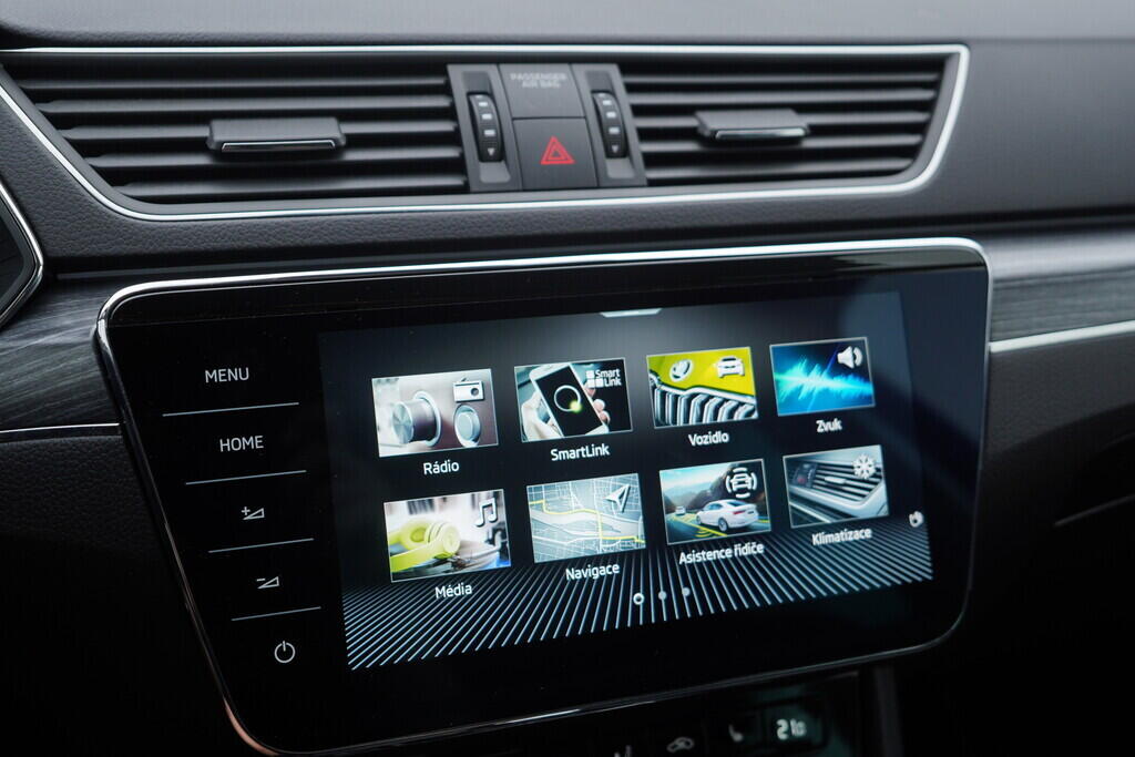 OV190V08514_33.webp_SUPERB Style 2.0 TDI 110 kW automat, DPH