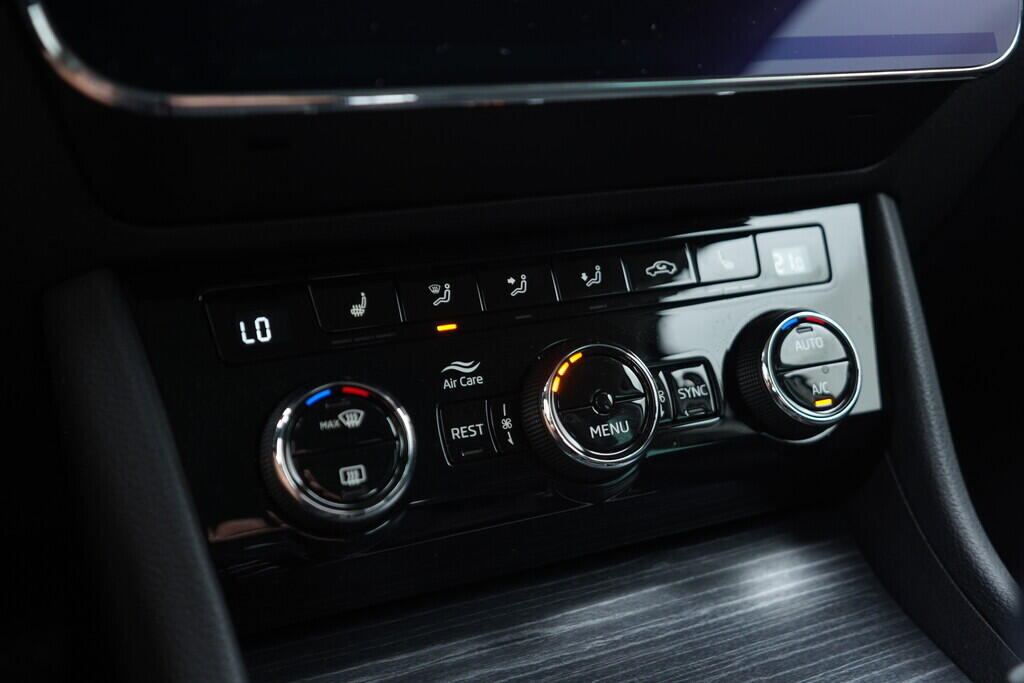 OV190V08514_34.webp_SUPERB Style 2.0 TDI 110 kW automat, DPH