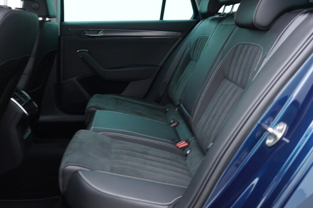OV190V08514_38.webp_SUPERB Style 2.0 TDI 110 kW automat, DPH