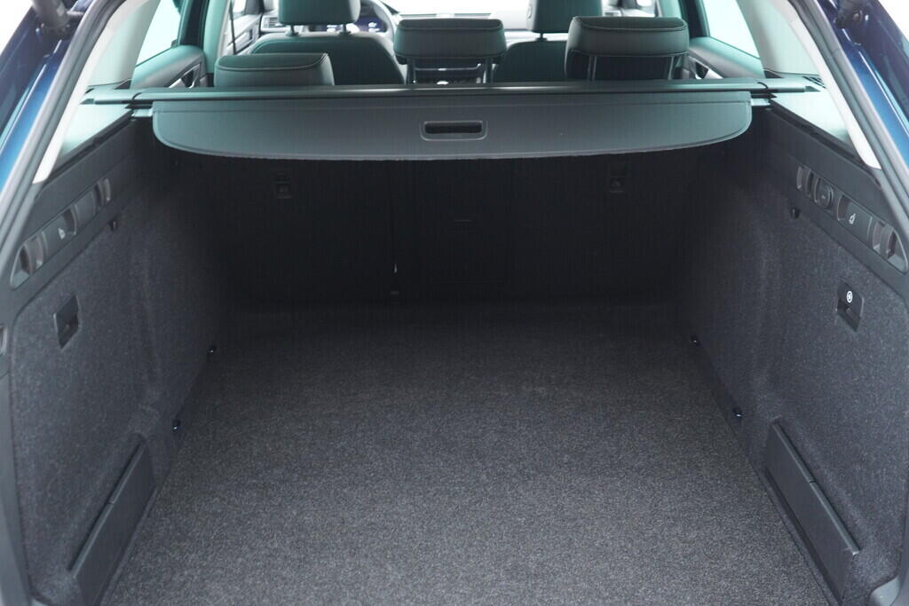 OV190V08514_40.webp_SUPERB Style 2.0 TDI 110 kW automat, DPH