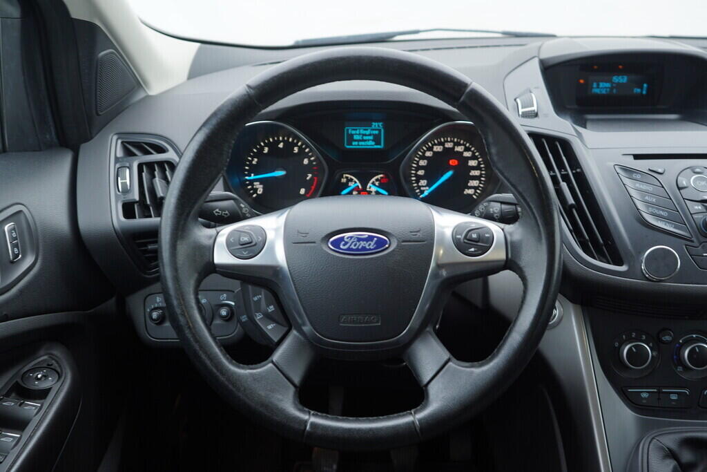 OV190V08518_26.webp_KUGA  1.6  110 kW manuál