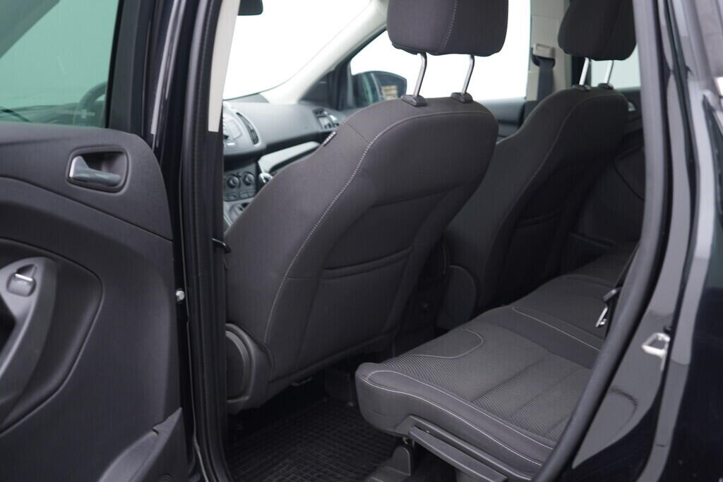 OV190V08518_32.webp_KUGA  1.6  110 kW manuál